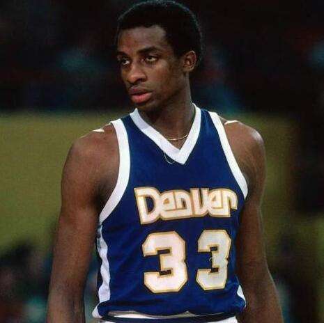 率波动极大 率波动极大